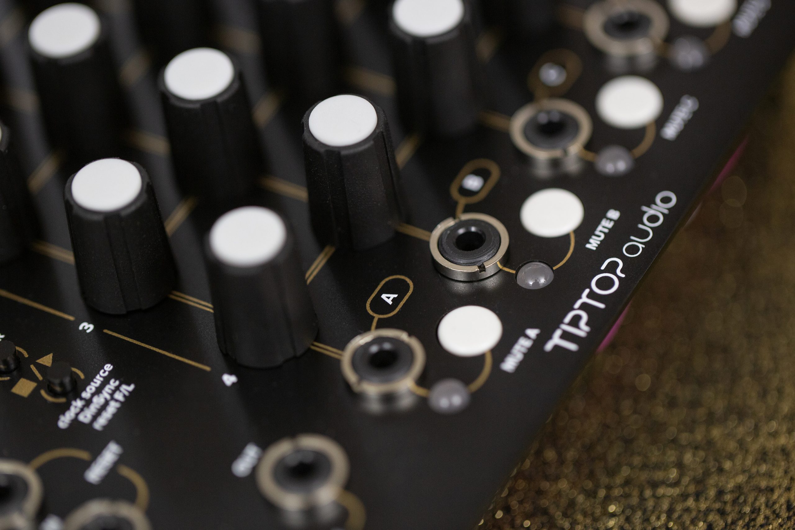 Trigger Riot - Tiptop Audio