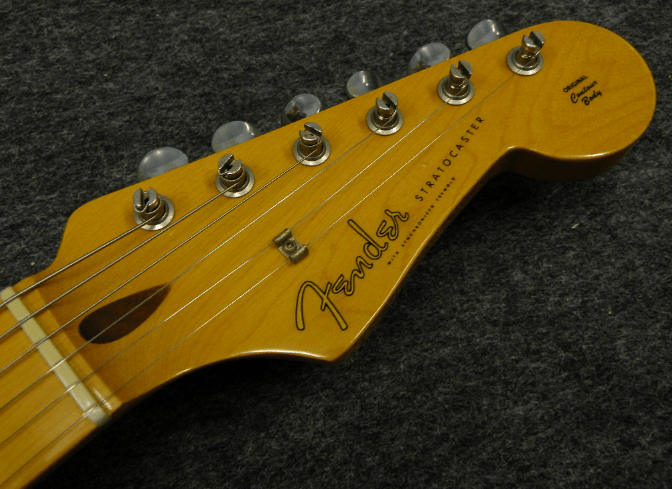 Fender Japan のストラト ST57-53との出会い – Tom Plays The Guitar