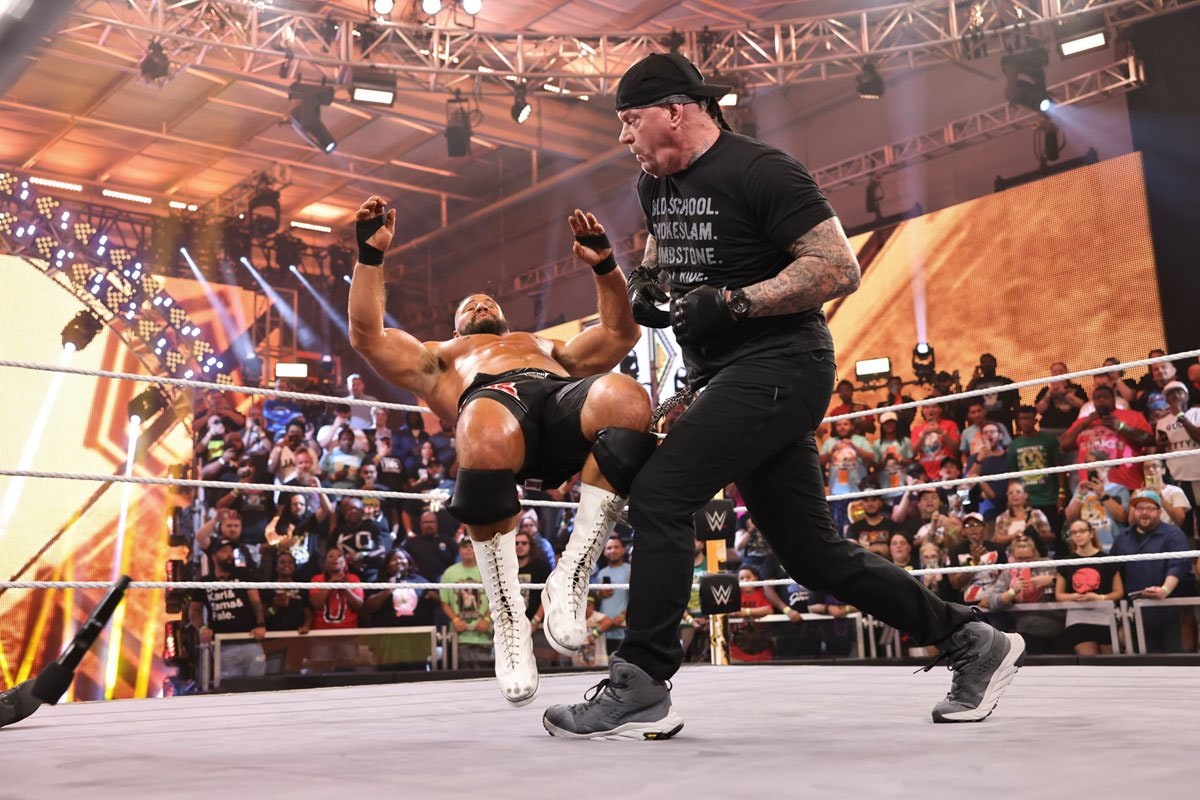 WWE】無敵の不良オヤジ・アンダーテイカーがNXT登場
