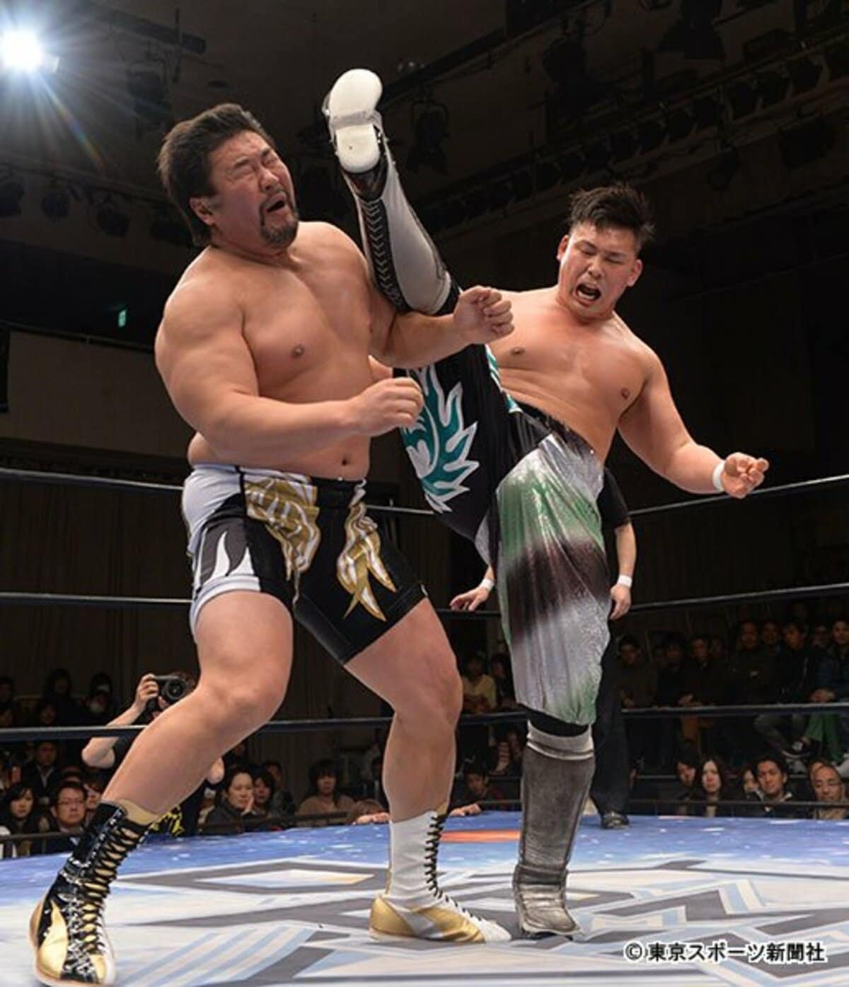 佐々木健介 愛弟子の成長たたえ電撃引退 | 東スポWEB