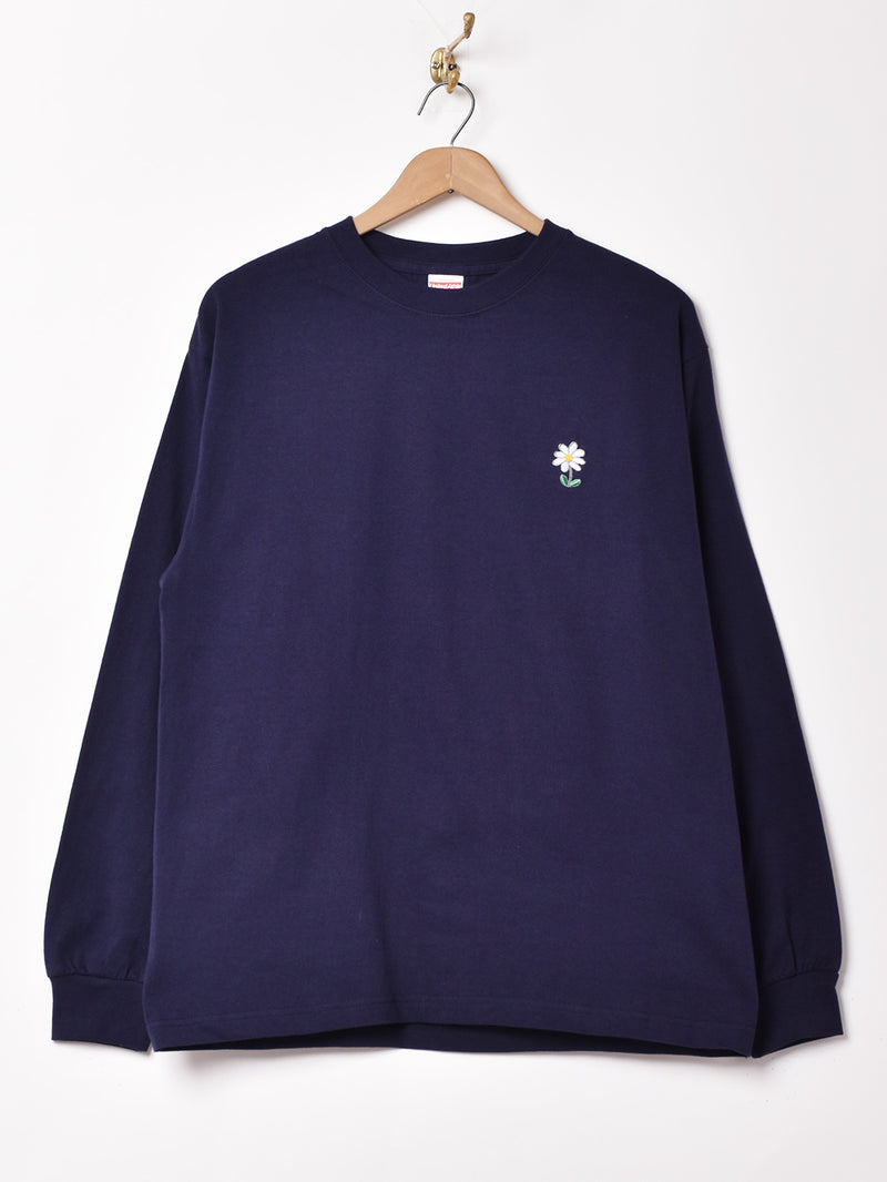 3色展開】 ワンポイント 刺繍 フラワー ロングスリーブTシャツ – 古着
