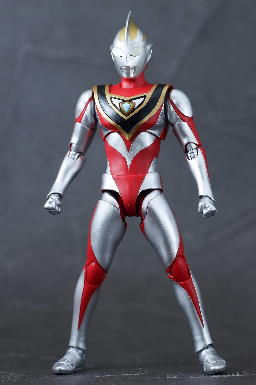 S.H.フィギュアーツ ウルトラマンガイア（V2） 真骨彫製法 レビュー