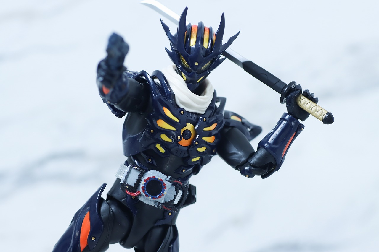 S.H.フィギュアーツ 仮面ライダードレッド 零式 レビュー | トイハコ
