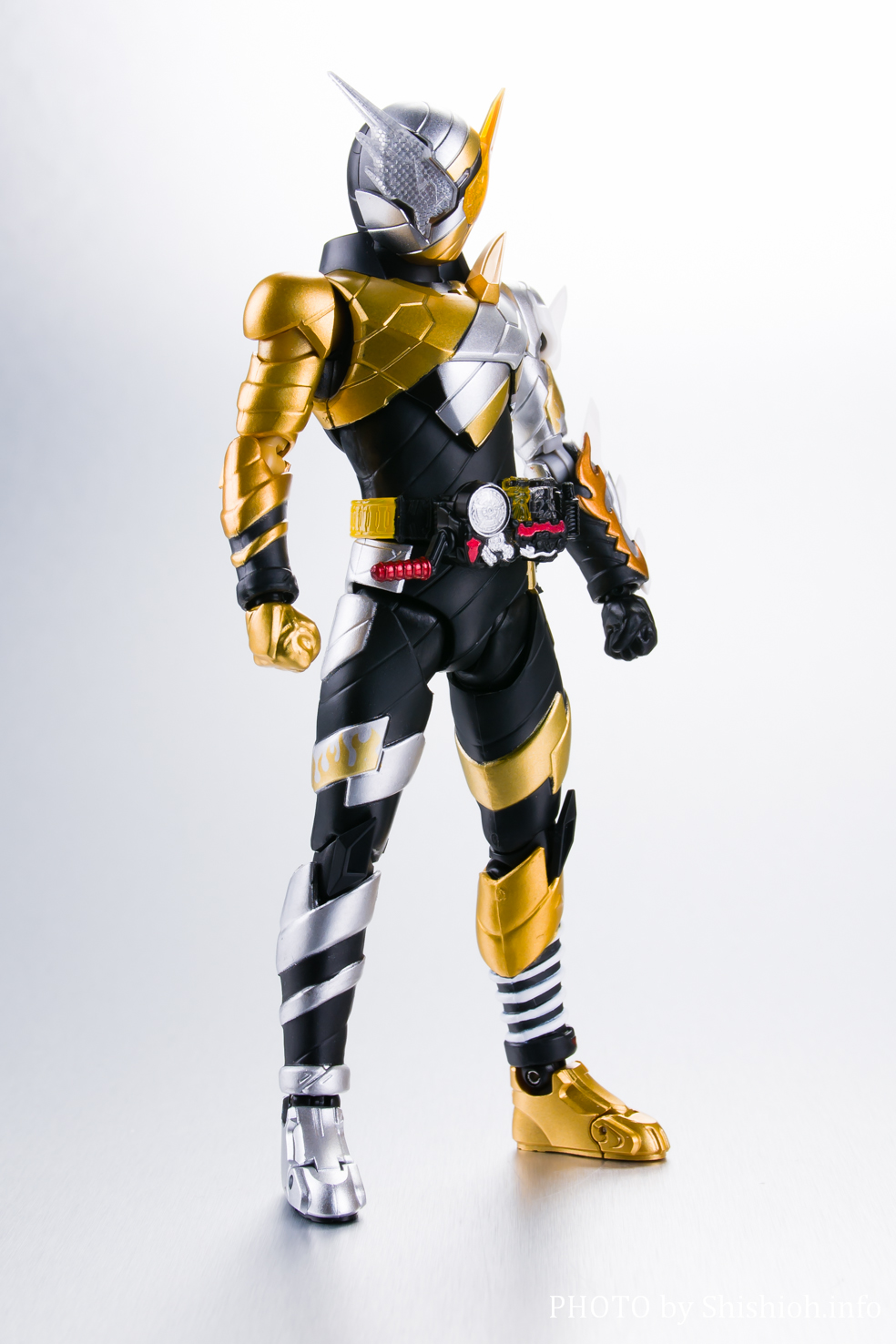 レビュー】 S.H.Figuarts 仮面ライダービルド トライアルフォーム