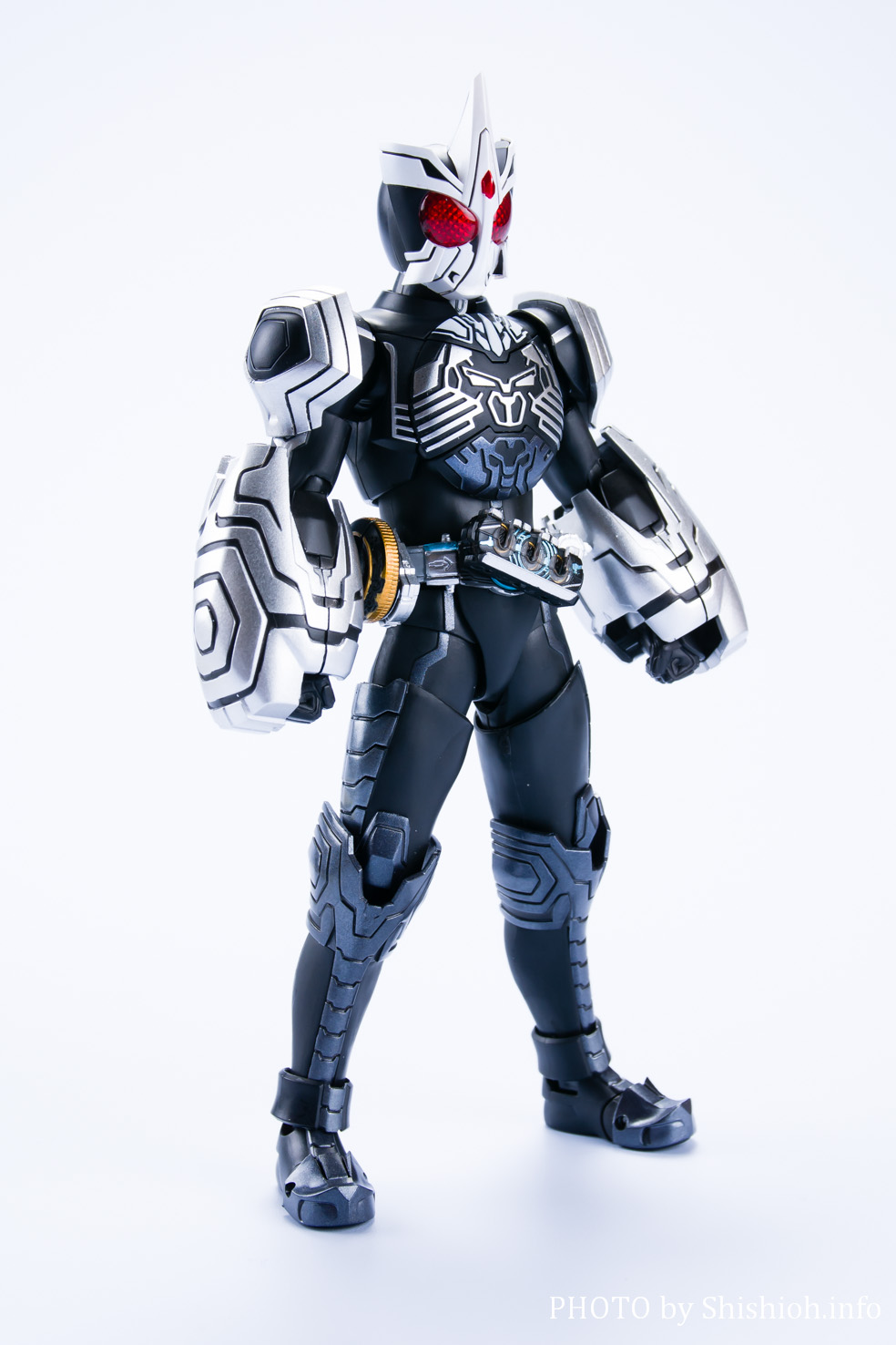 レビュー】S.H.Figuarts（真骨彫製法） 仮面ライダーオーズ サゴーゾ