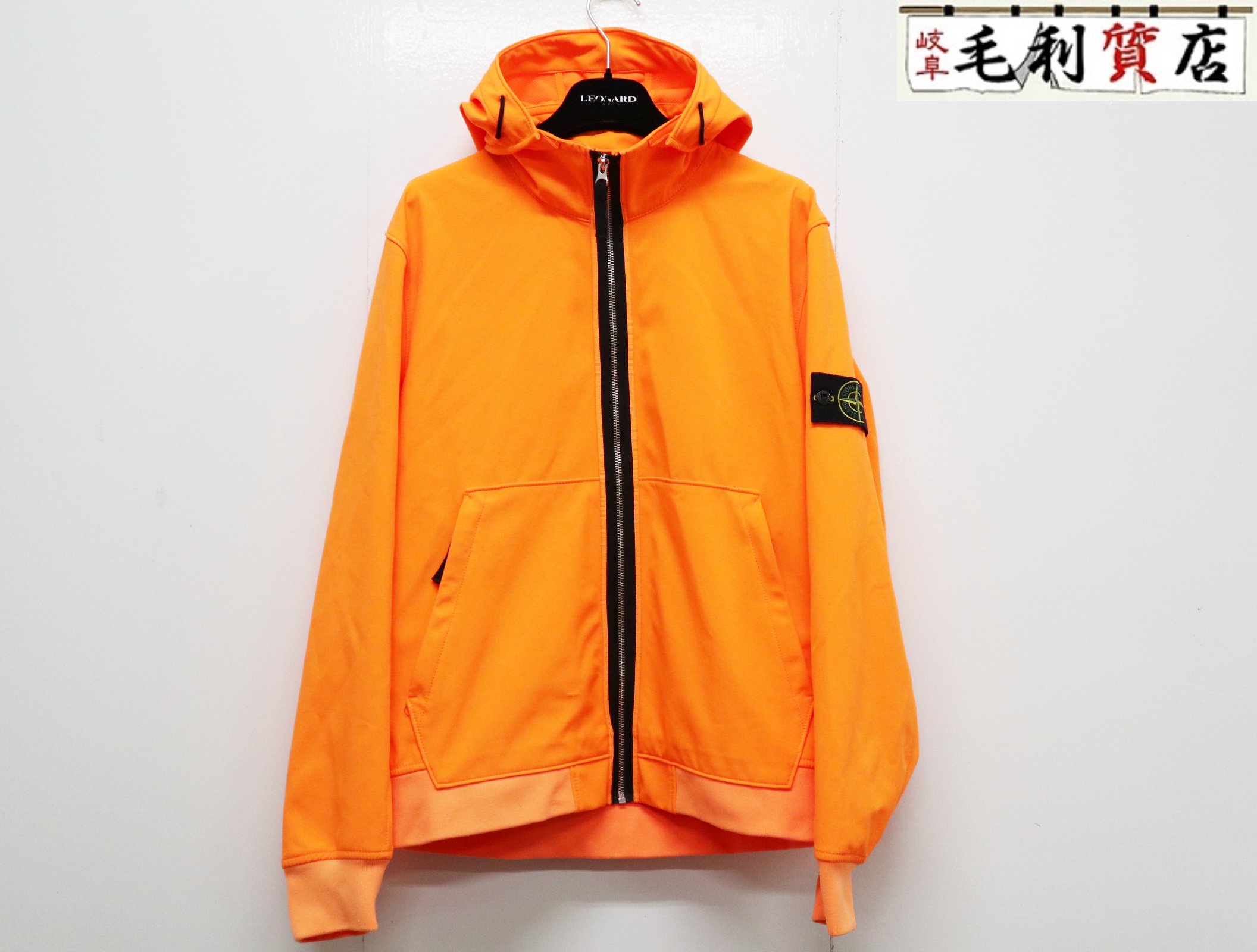 楽天市場】STONE ISLAND ストーンアイランド Light Soft Shell-R