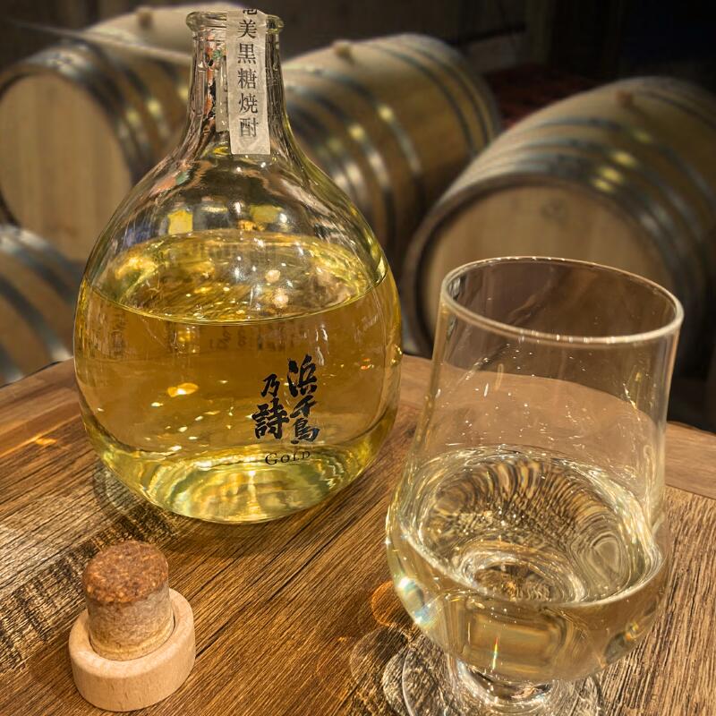 楽天市場】黒糖焼酎 奄美大島酒造 浜千鳥乃詩（はまちどりのうた