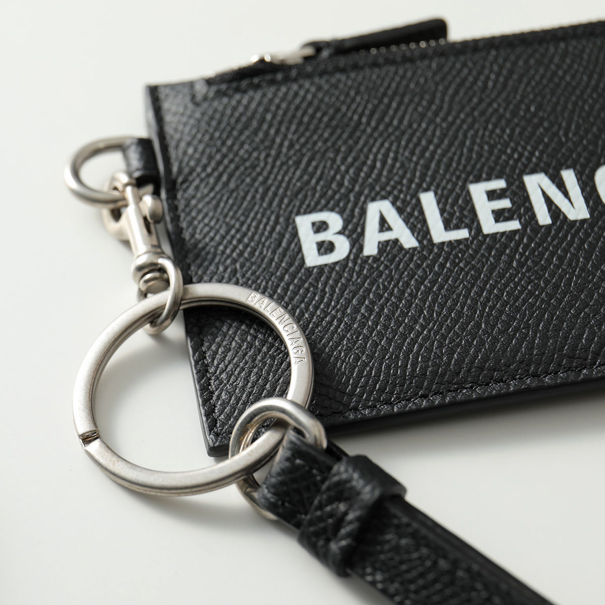 夏 首掛け オシャレ BALENCIAGA ブラックレザー キーホルダー箱無し 夏