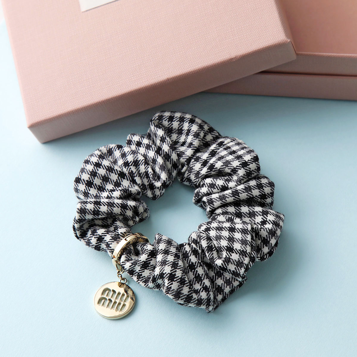 楽天市場】MIUMIU ミュウミュウ シュシュ 5IF063 2F9H レディース