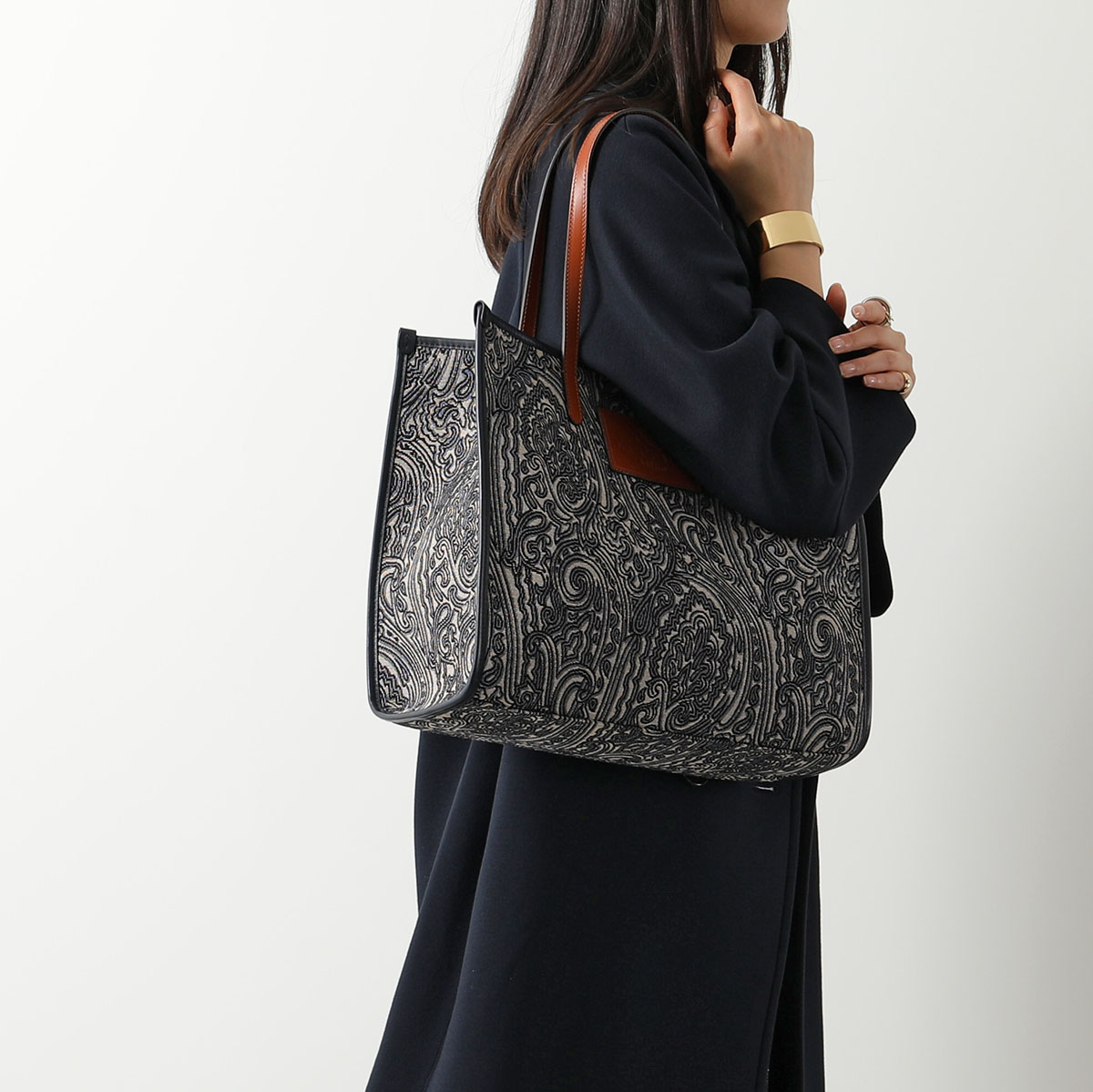 楽天市場】ETRO エトロ トートバッグ 1N008 1965 レディース