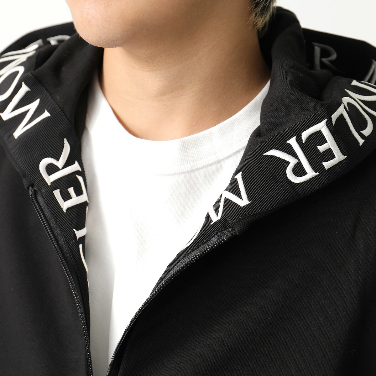 楽天市場】MONCLER モンクレール パーカー MAGLIA CARDIGAN 8G00047