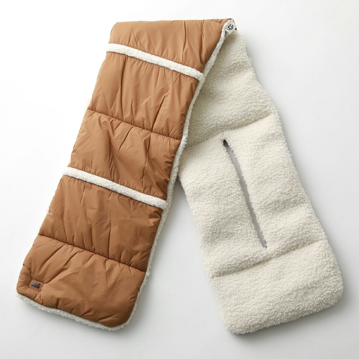 楽天市場】UGG アグ マフラー AW UGGfluff Rev Scarf フラッフ レヴ