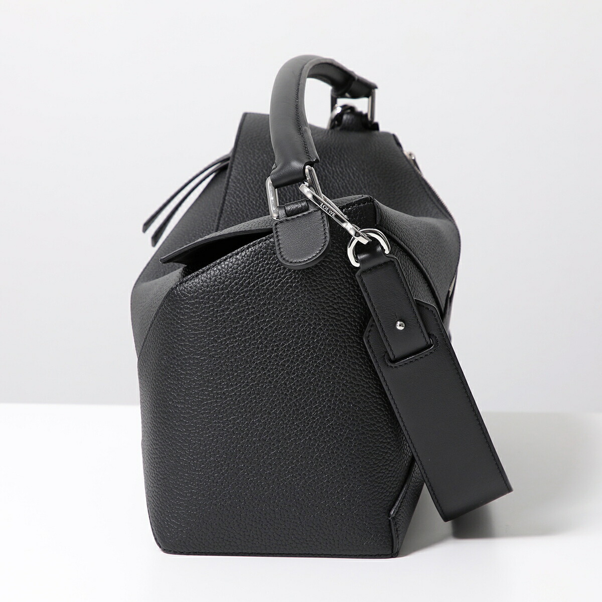 楽天市場】LOEWE ロエベ ショルダーバッグ PUZZLE EDGE LARGE パズル