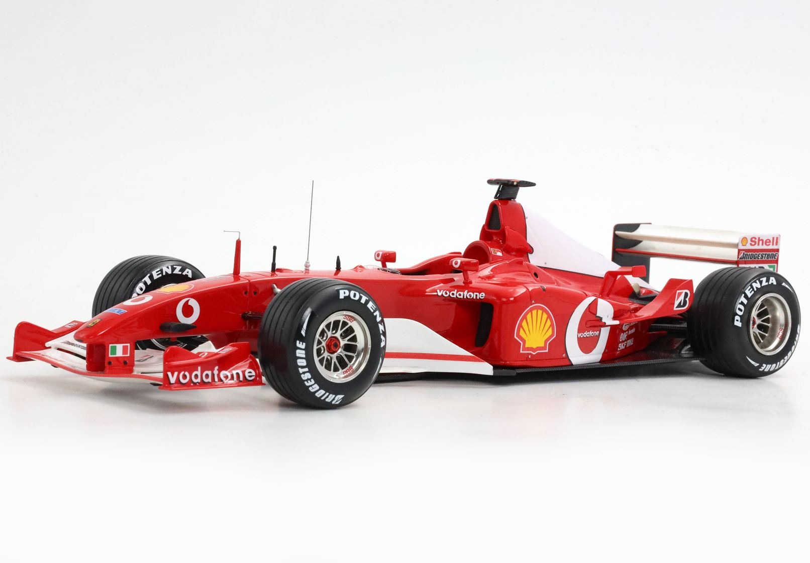 楽天市場】1／18 フェラーリ f2003の通販