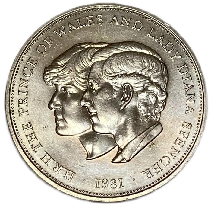 楽天市場】英国チャールズ皇太子殿下ご成婚記念クラウン貨 1981年