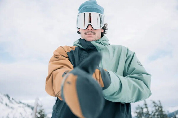 楽天市場】半額 50%off 送料無料 スノーボードウェア 686 SIX EIGHT