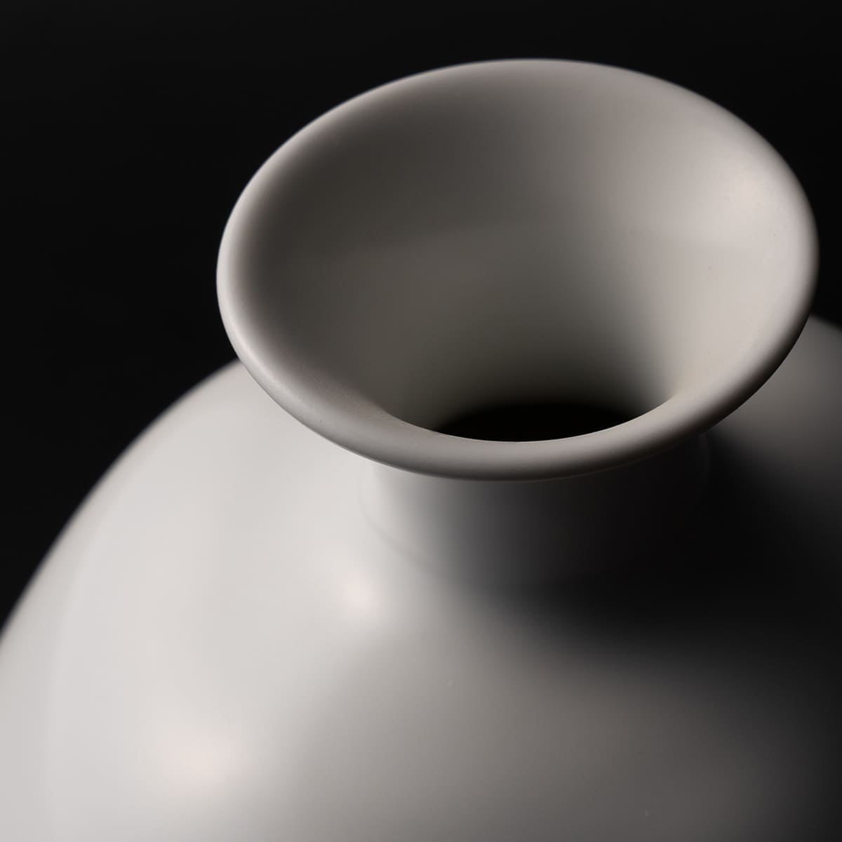 楽天市場】【ふるさと納税】中村清吾作 白磁花入【清六窯】花器 ろくろ