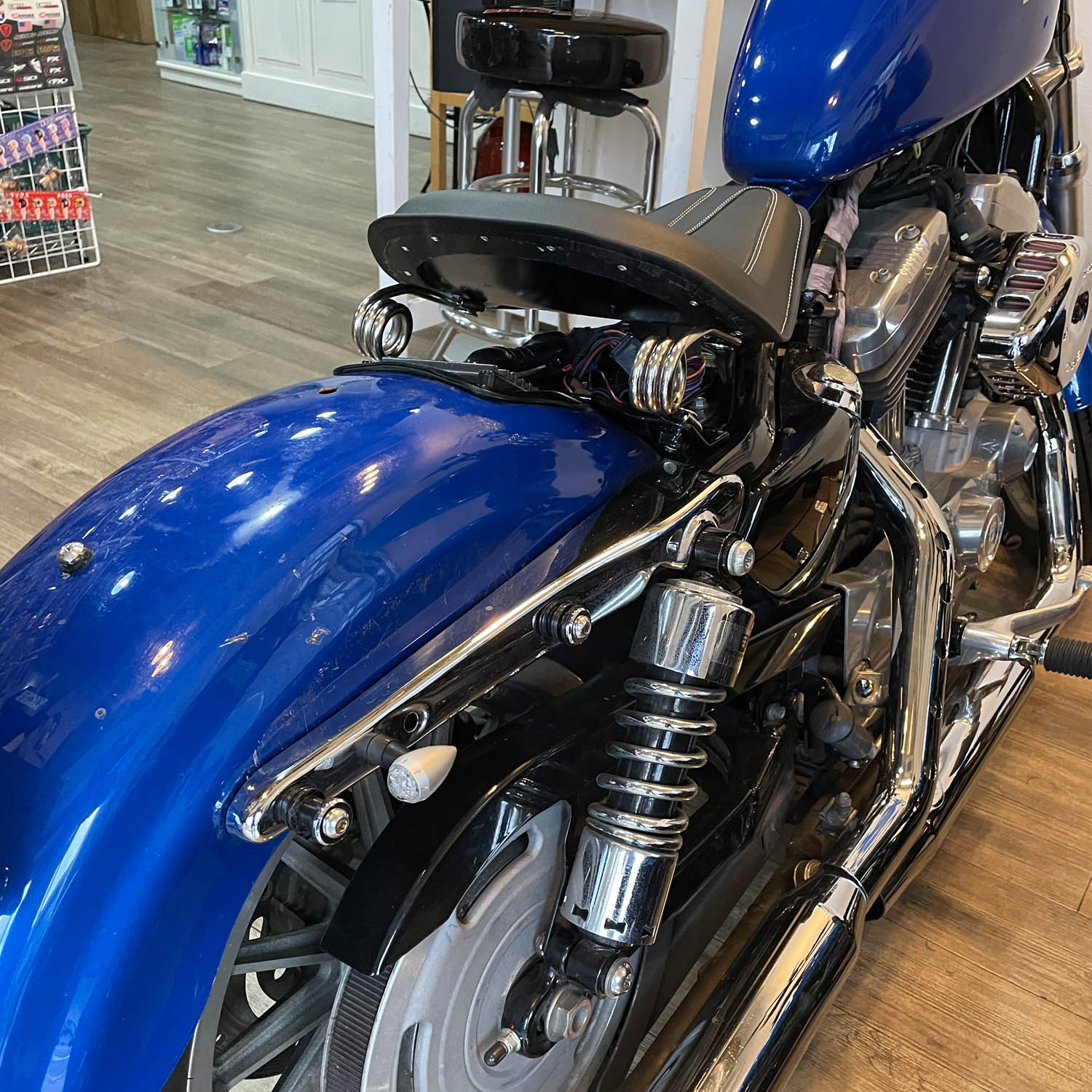 楽天市場】2004以降スポーツスター ソロスプリングシートキット WMW