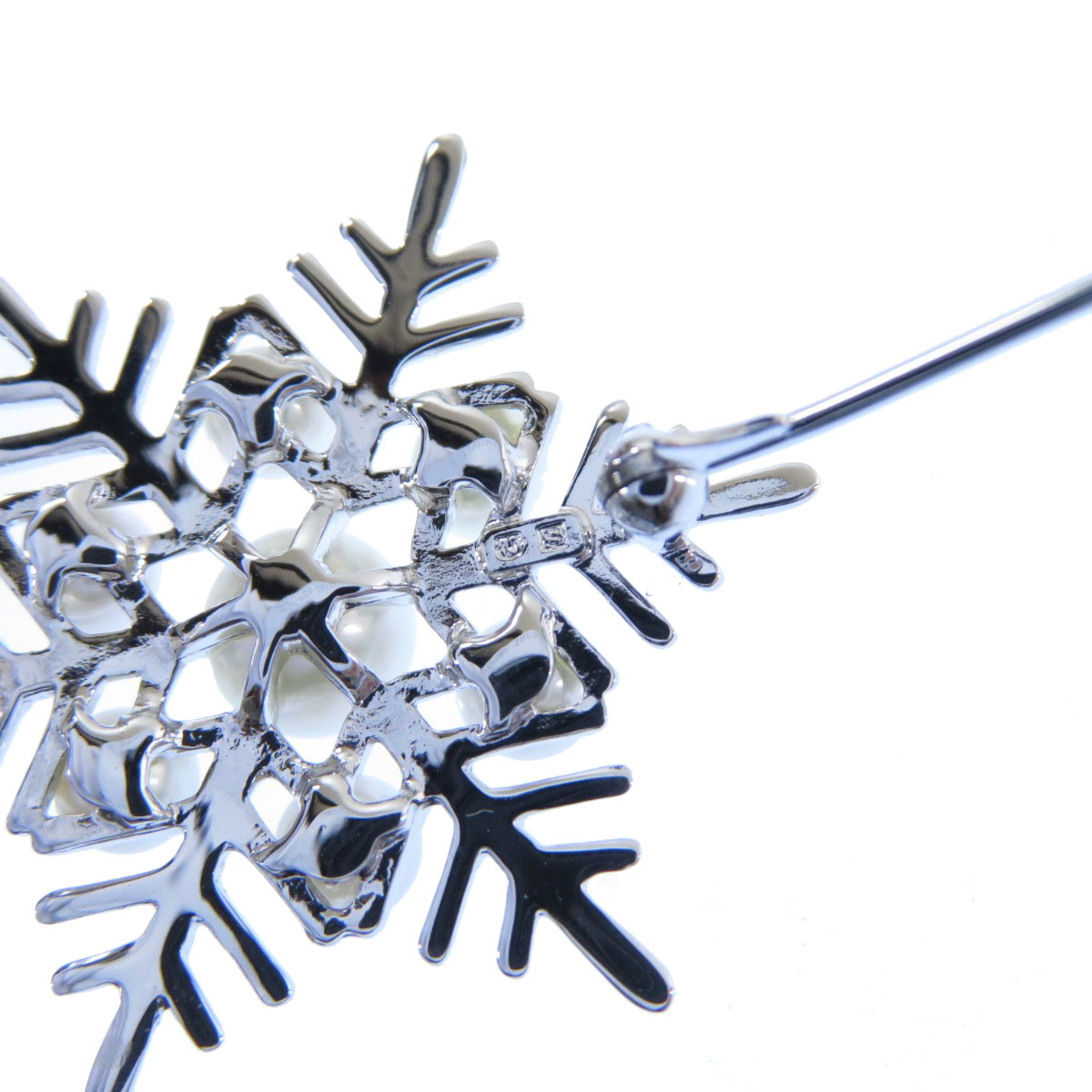 楽天市場】ミキモト 雪の結晶モチーフ パール 真珠 ブローチ シルバー