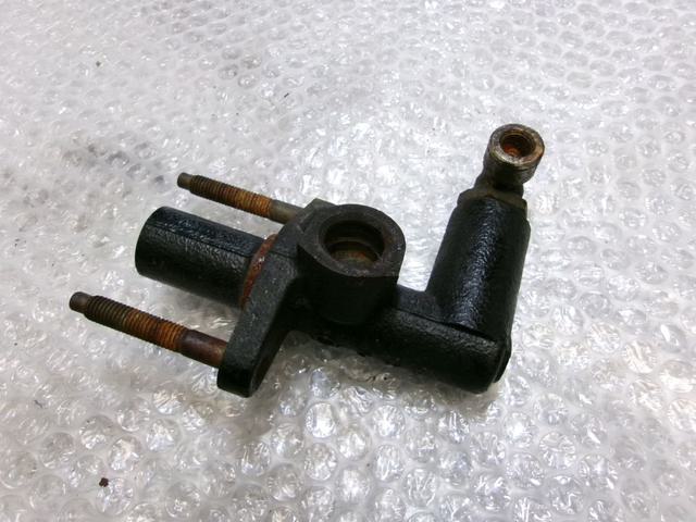 クラッチマスターシリンダー＆レリーズシリンダー※ RX－7 FD3S