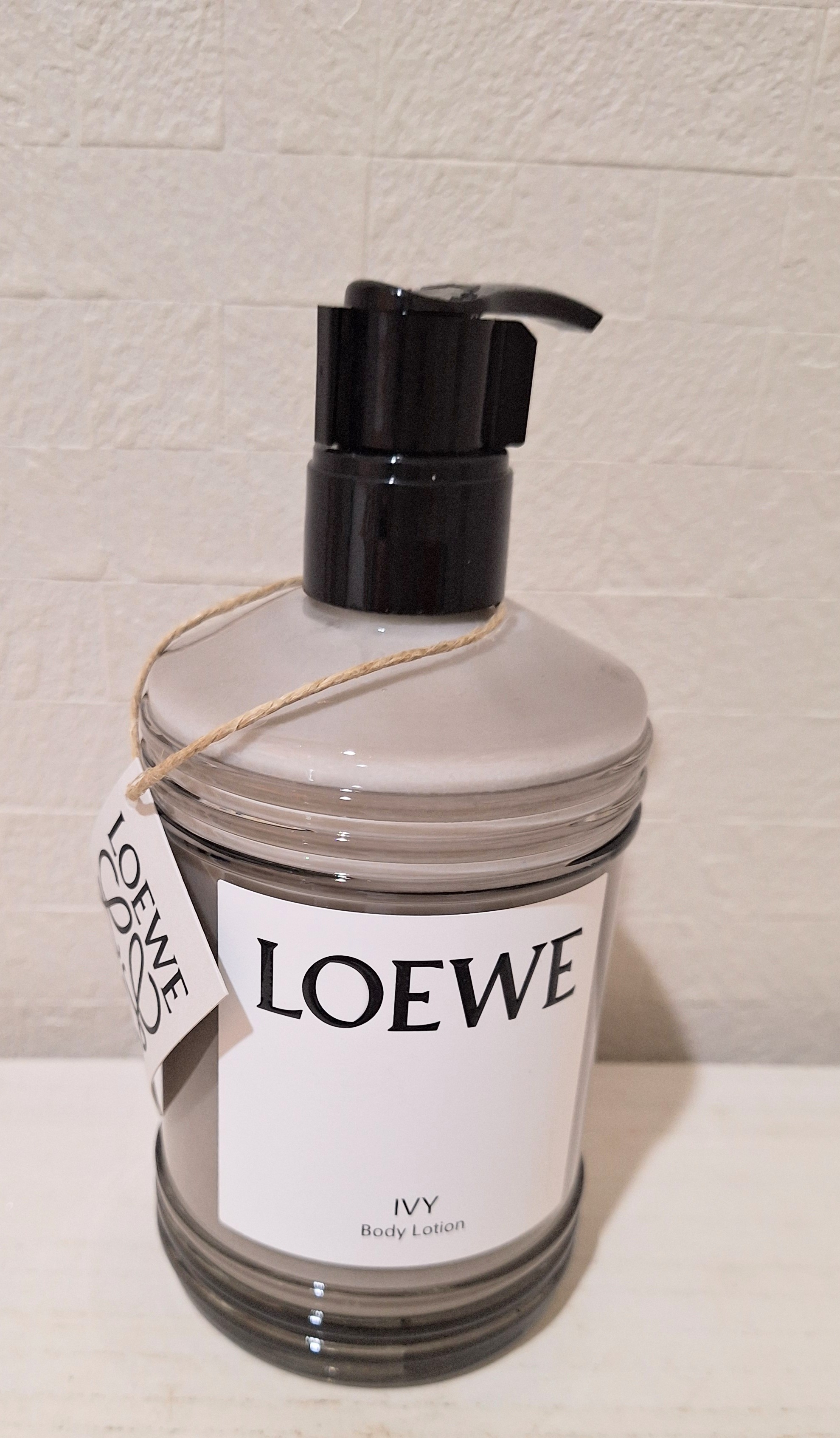 楽天市場】ロエベ ボディローション Ivy アイビー 離島 プラス 1000円