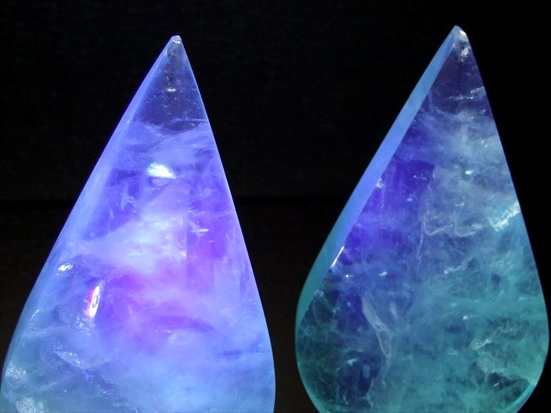 楽天市場】【蛍光 エメラルドグリーン フローライト しずく型 置物】石