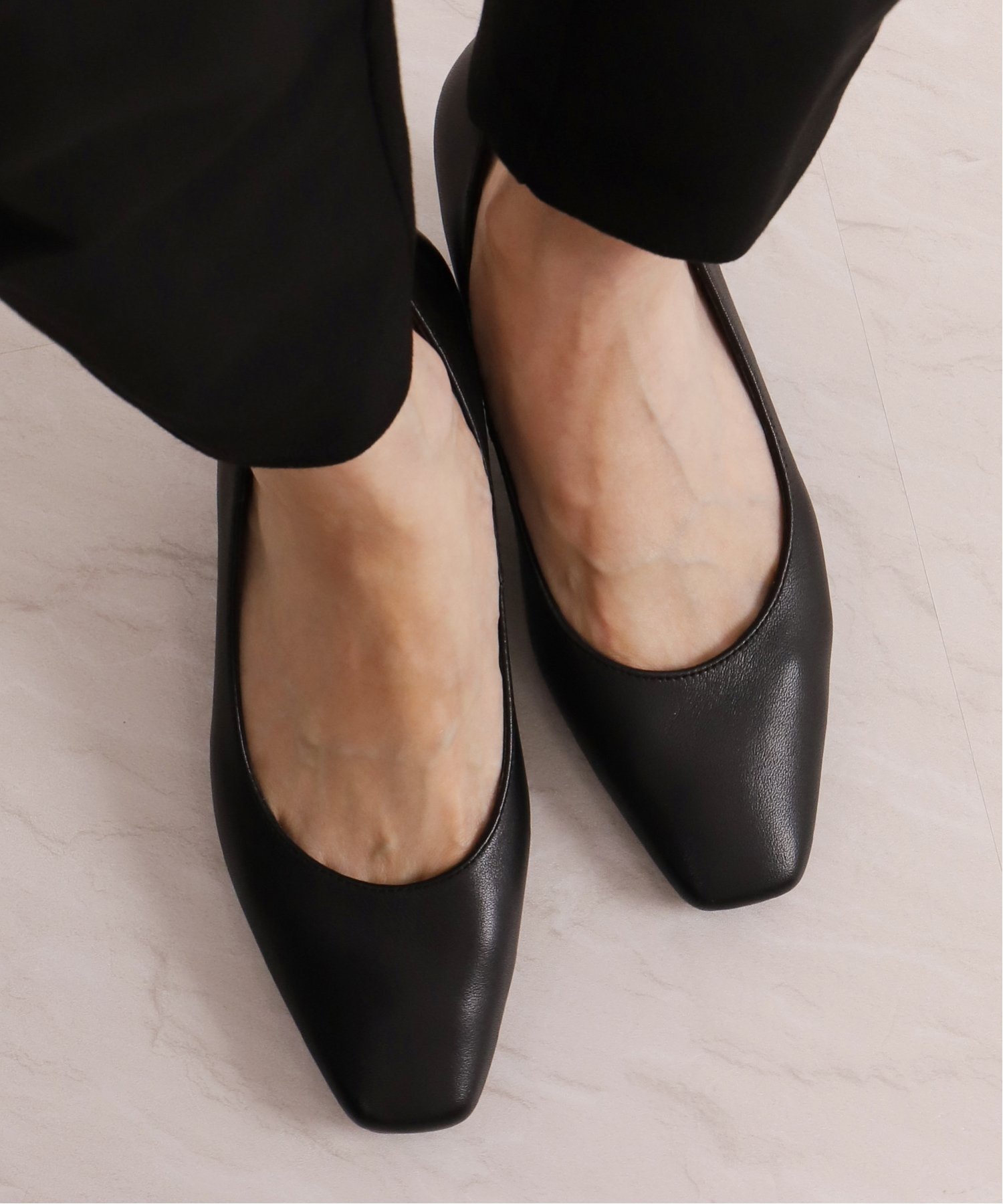 artemis by DIANA｜本革スクエアトゥプレーンパンプス | Rakuten