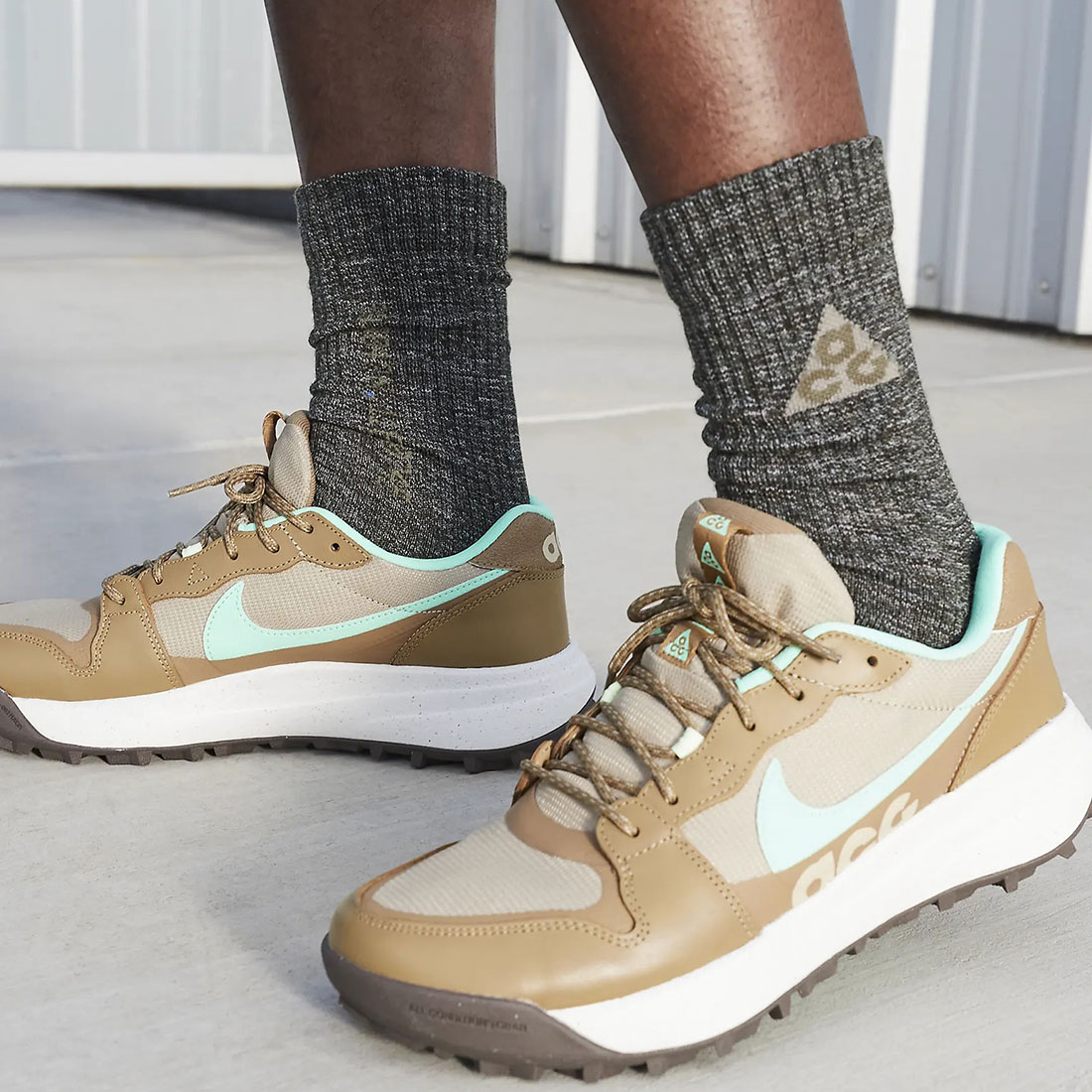 楽天市場】ナイキ ACG ローケート NIKE ACG Lowcates ライムストーン