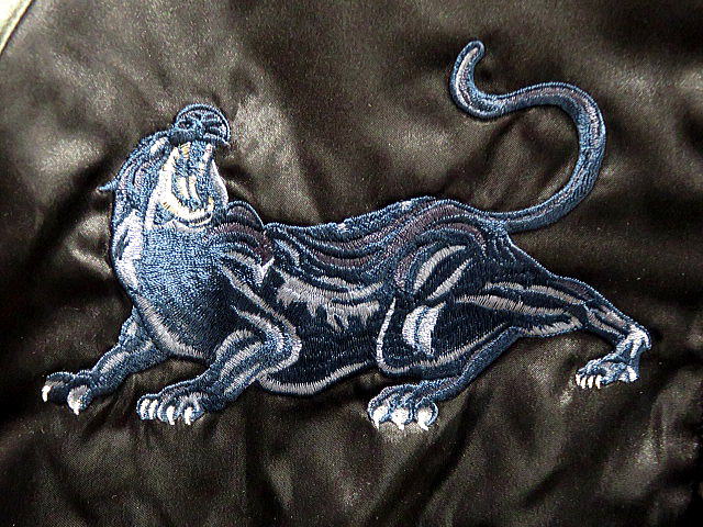 楽天市場】スカジャン 龍と黒豹刺繍 日本製本格刺繍 : takafuku 1915