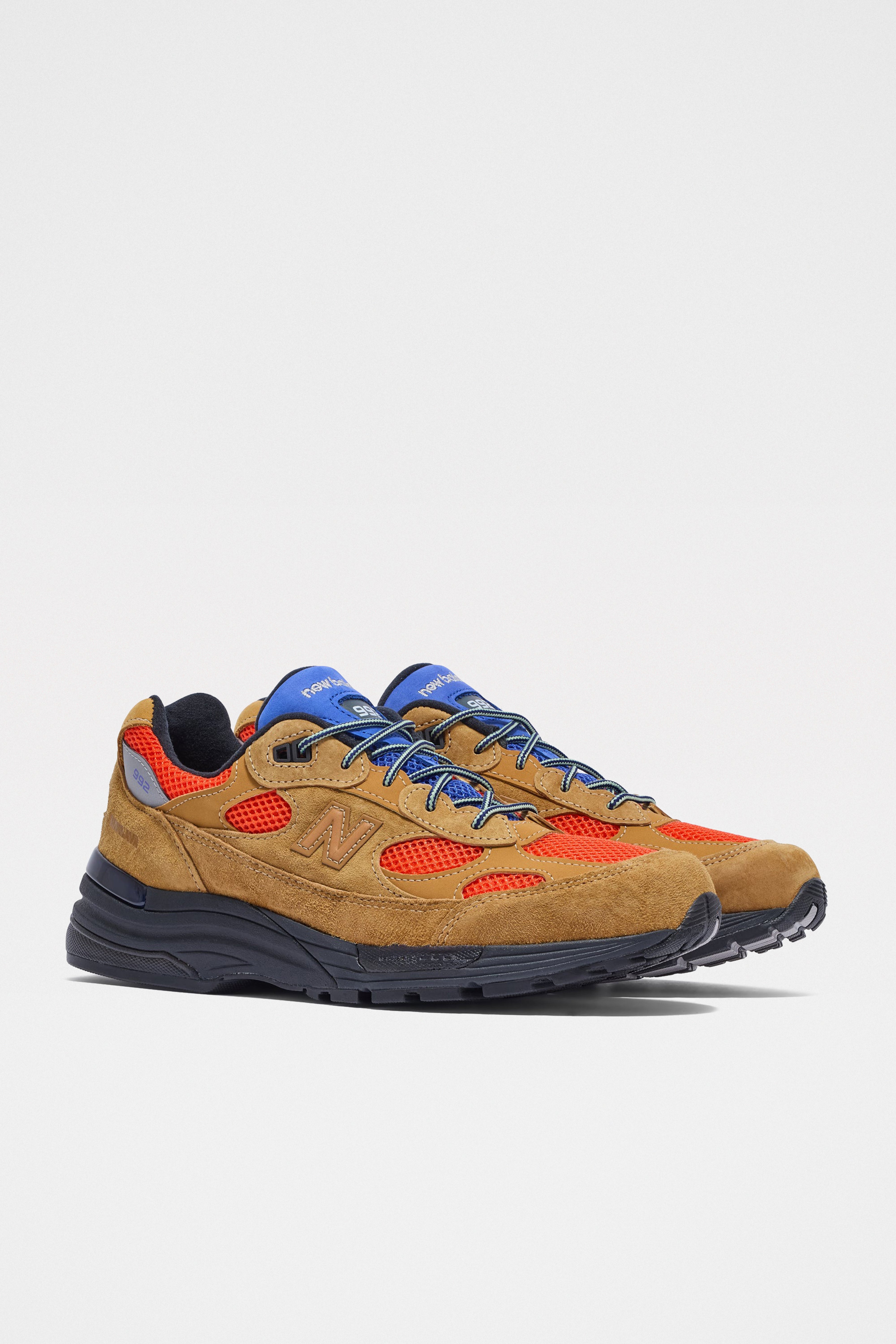 New Balance x Action Bronson 992 Golden Brown / Flame – Très Bien