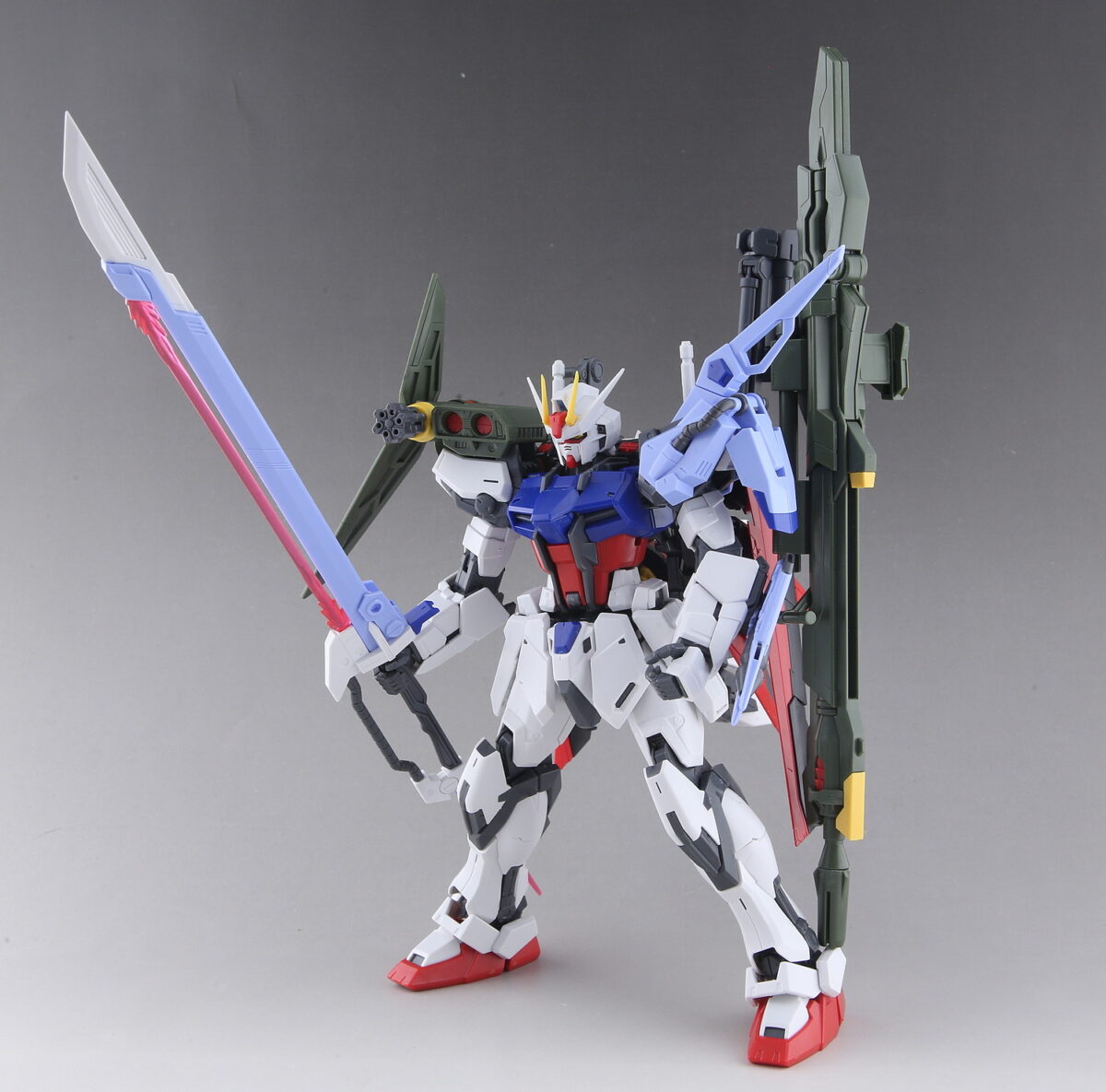 MG エールストライクガンダム Ver.RM用 ランチャーストライカー