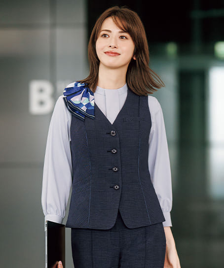 全2色】ベスト（ストレッチ・美スラッとBEYOND） EAV956 | 事務服