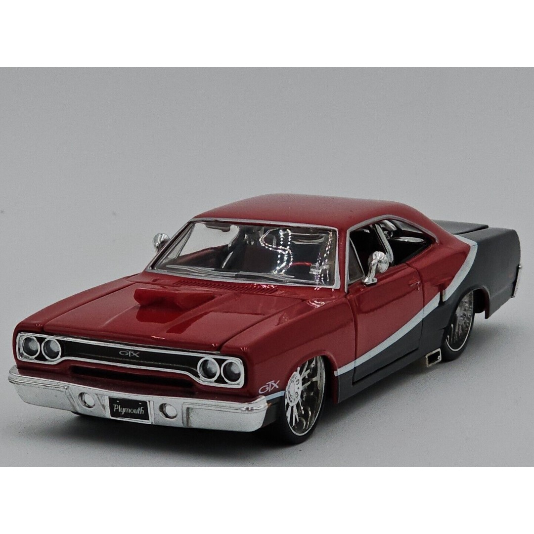 Maisto 1970 Plymouth GTX PRO-RODZ NOS Custom | Mercari