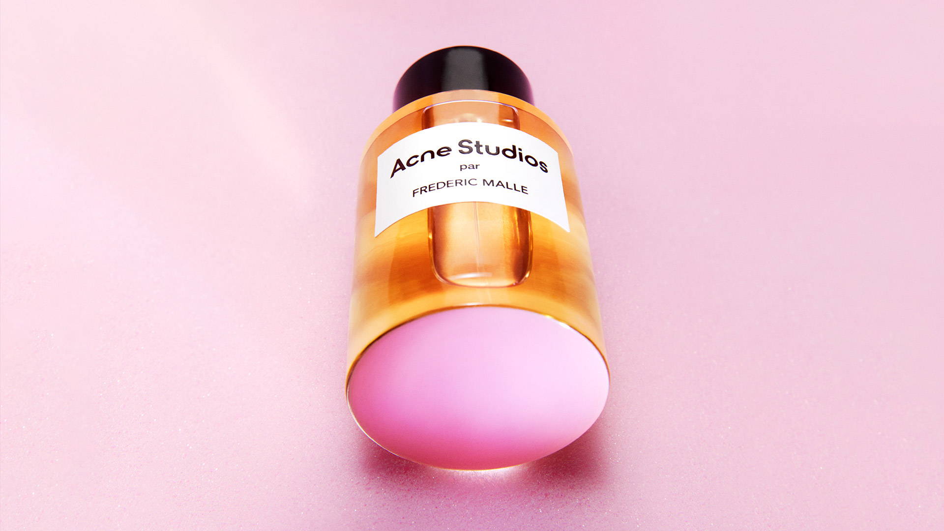 Acne Studios par Frederic Malle｜フレデリック マル（EDITIONS DE