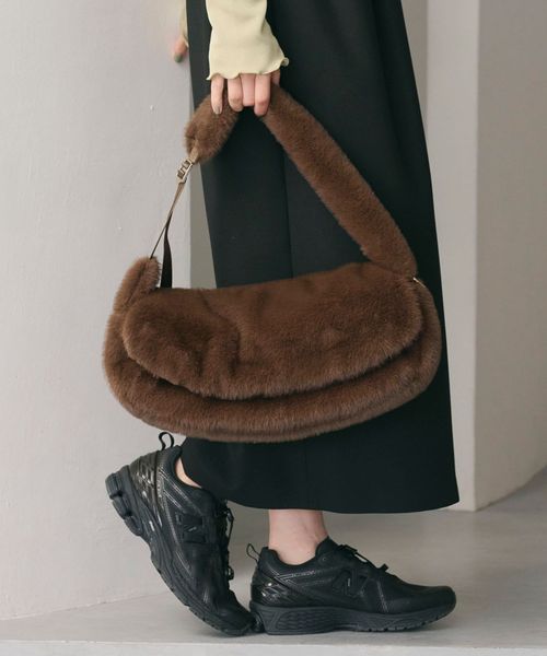 別注】＜NOMADIS＞LUCK フェイクファー ショルダーバッグ