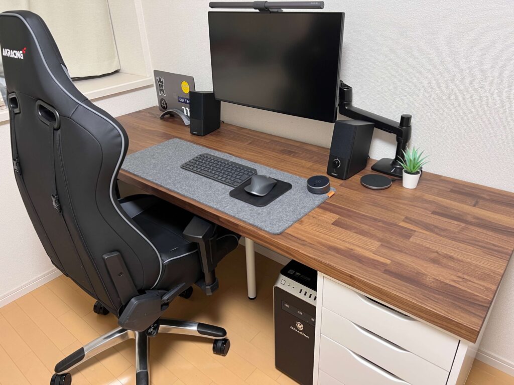 IKEA【KARLBY カールビーレビュー】｜ワークデスクをオシャレに快適に