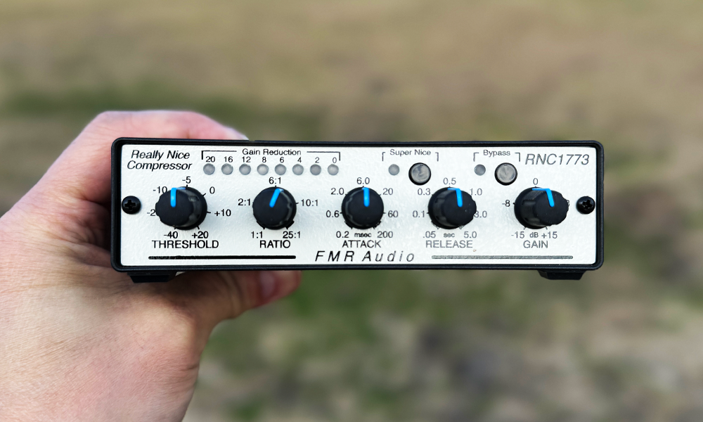 FMR AUDIO 世代を超えたアナログサウンドの魅力』</br>File 01:RNC1773