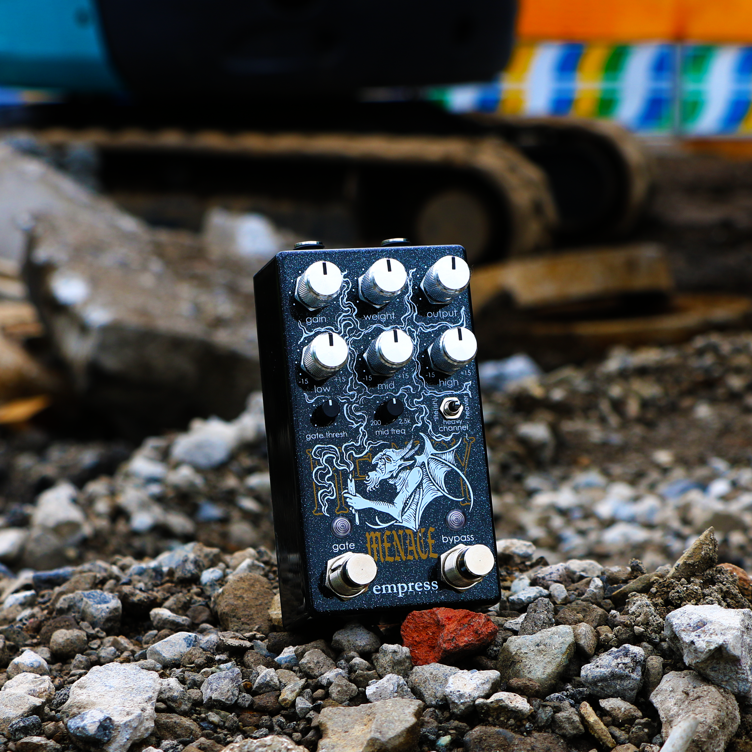 Empress Effects / Heavy Menace =Streamlined 