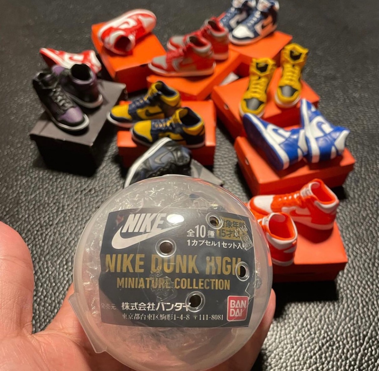 24時間回せるガシャポンオンラインにて「NIKE DUNK HIGH miniature