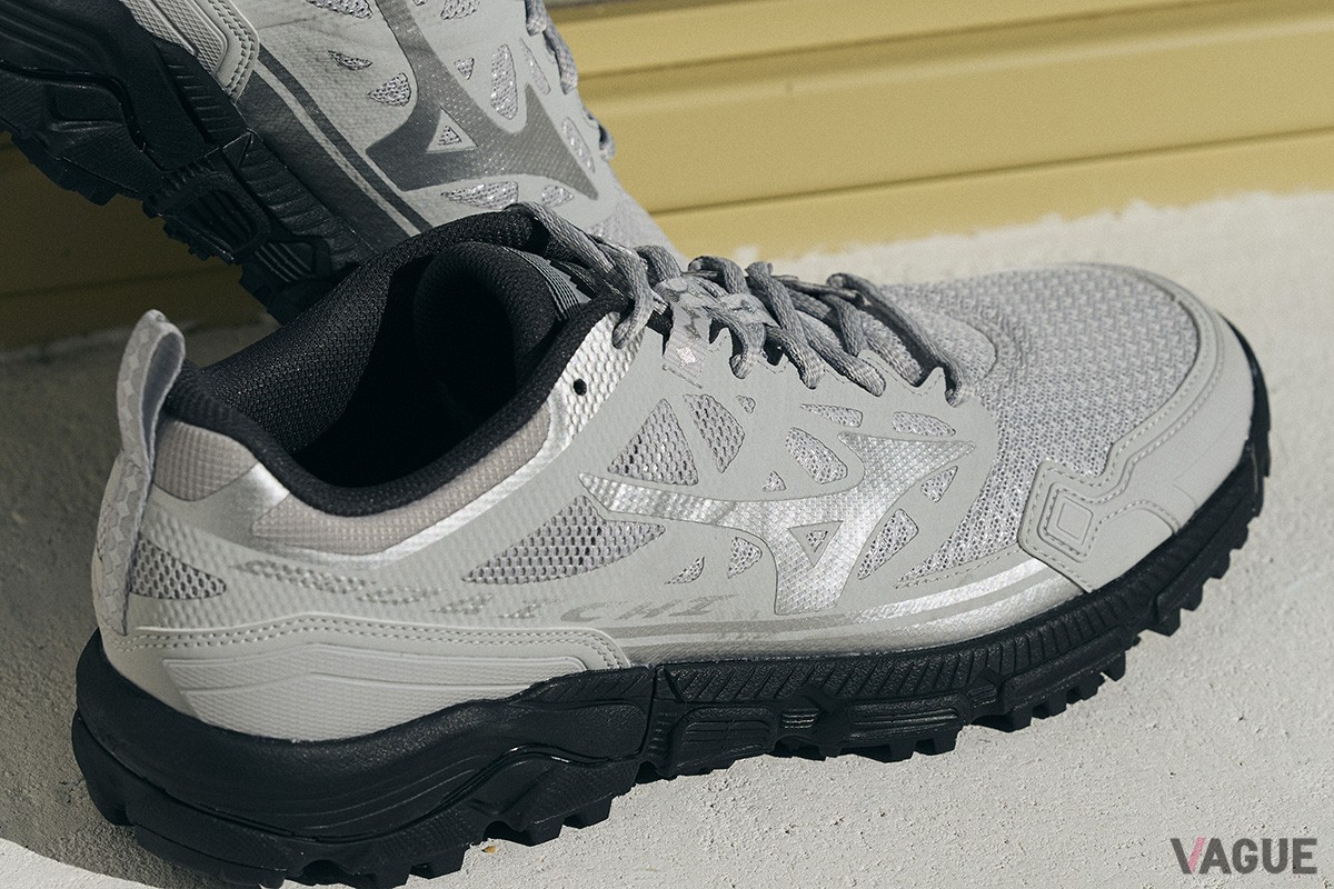 ミズノのランニングシューズ「ウエーブダイチ4」を“ライフスタイル仕様