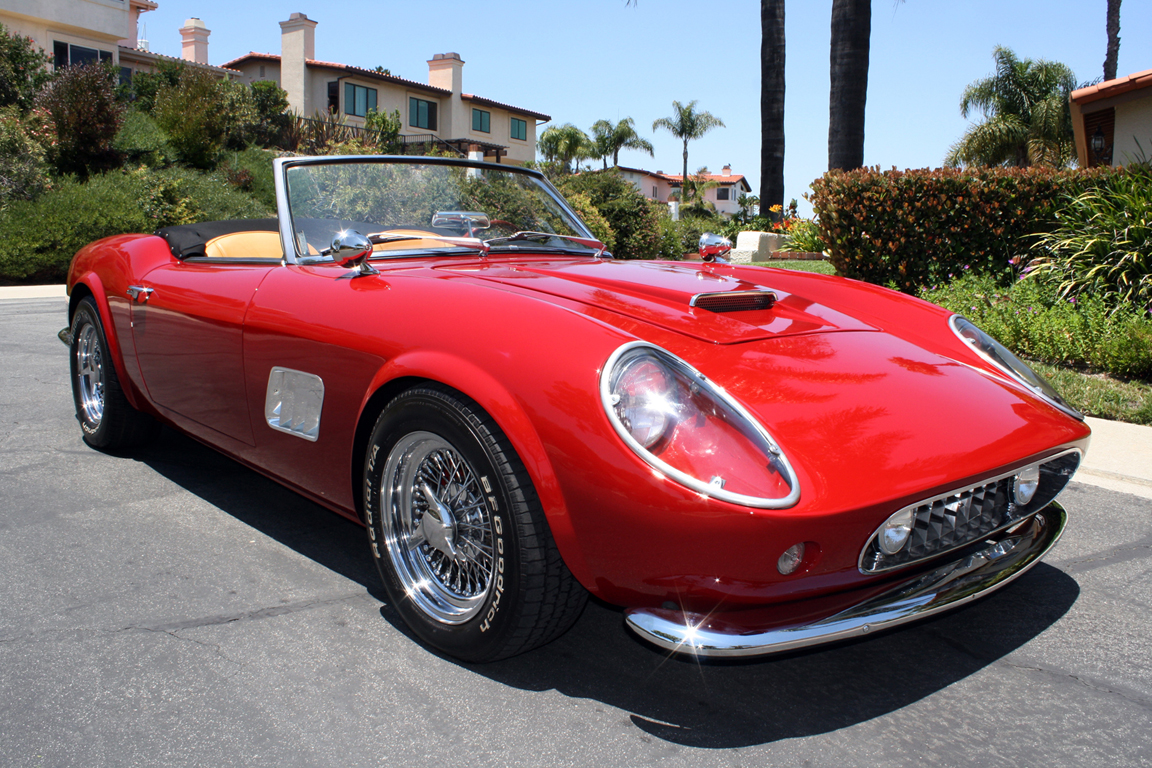 SOLD-Modena 1961 Ferrari 250 GT California Spyder 