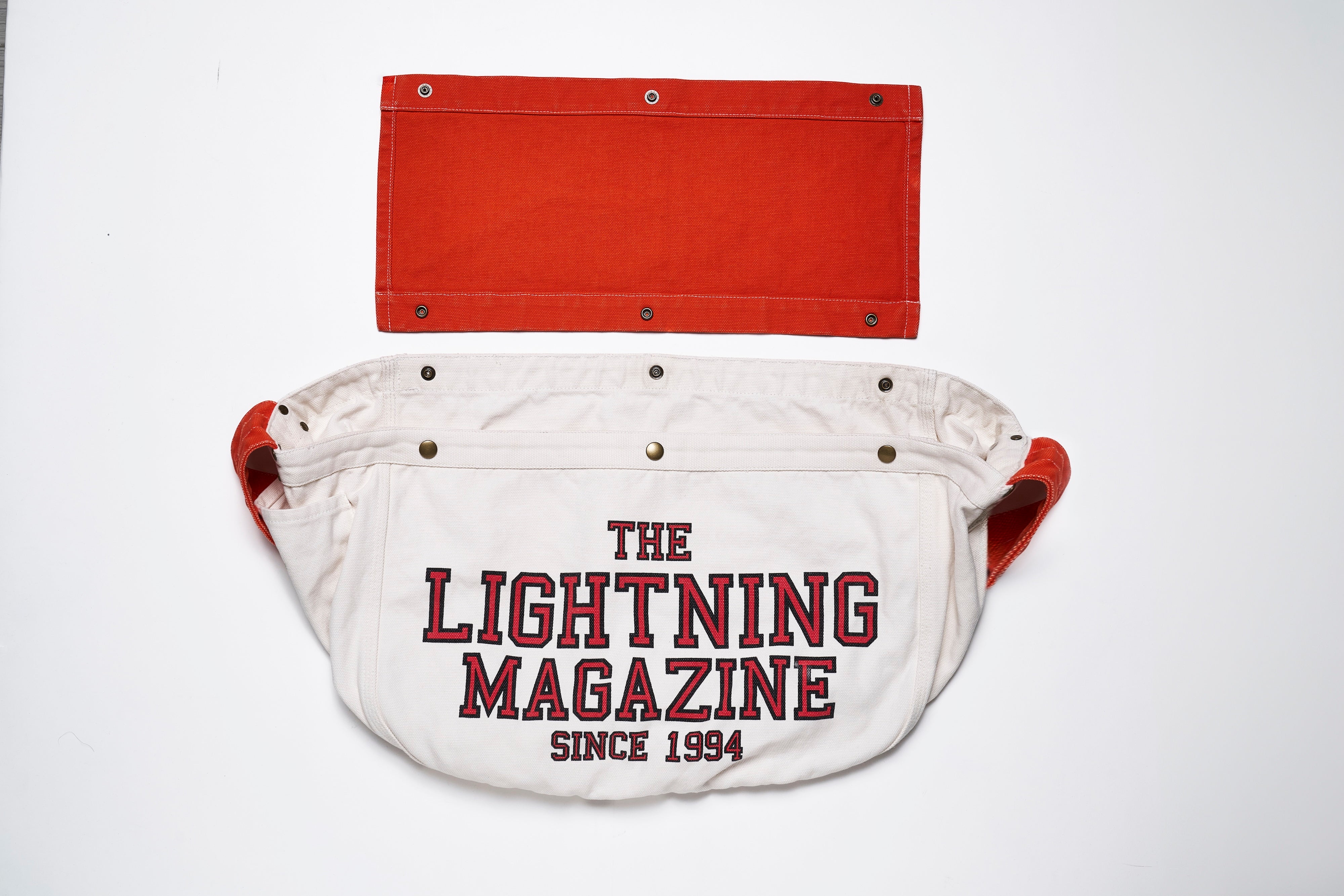 Lightning Newspaper Bag Two-Tone – World Club Lightning