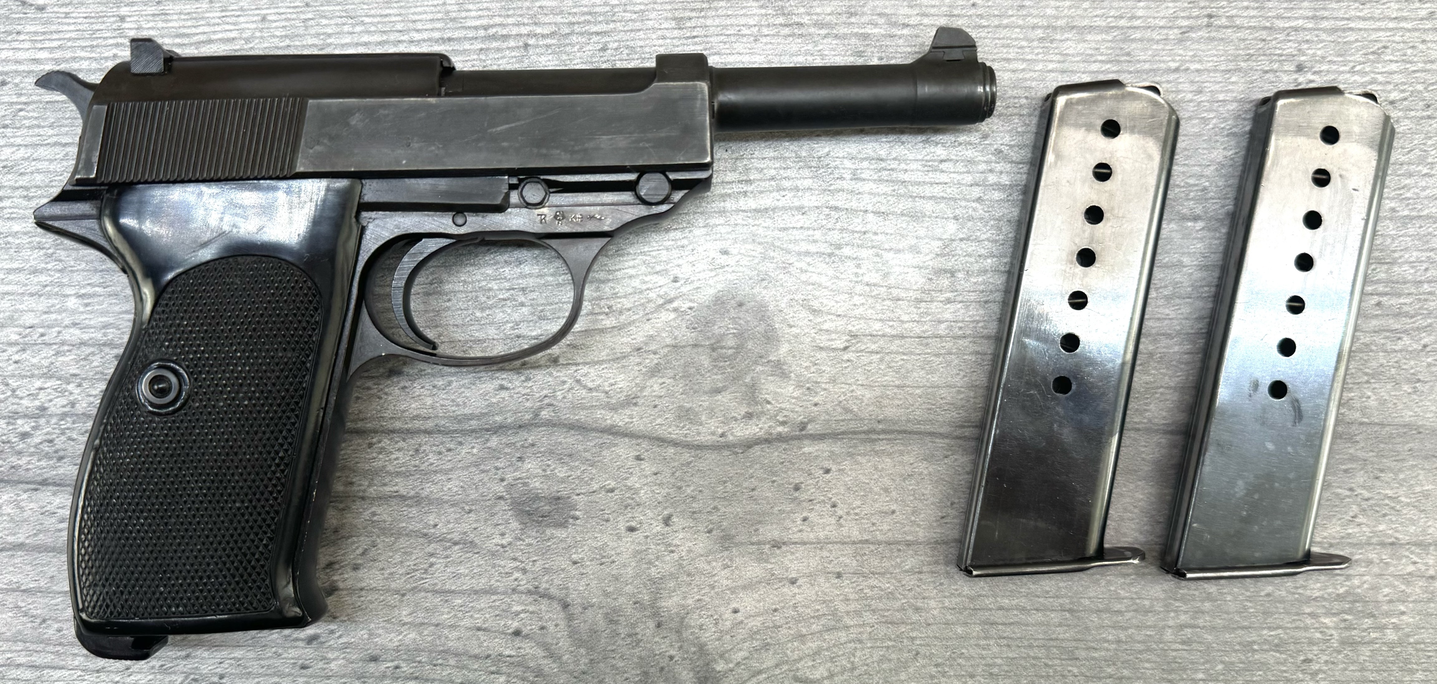 Carl Walther Waffenfabrik Ulm P38, 2x Magazine, Kal.: 9mm Luger