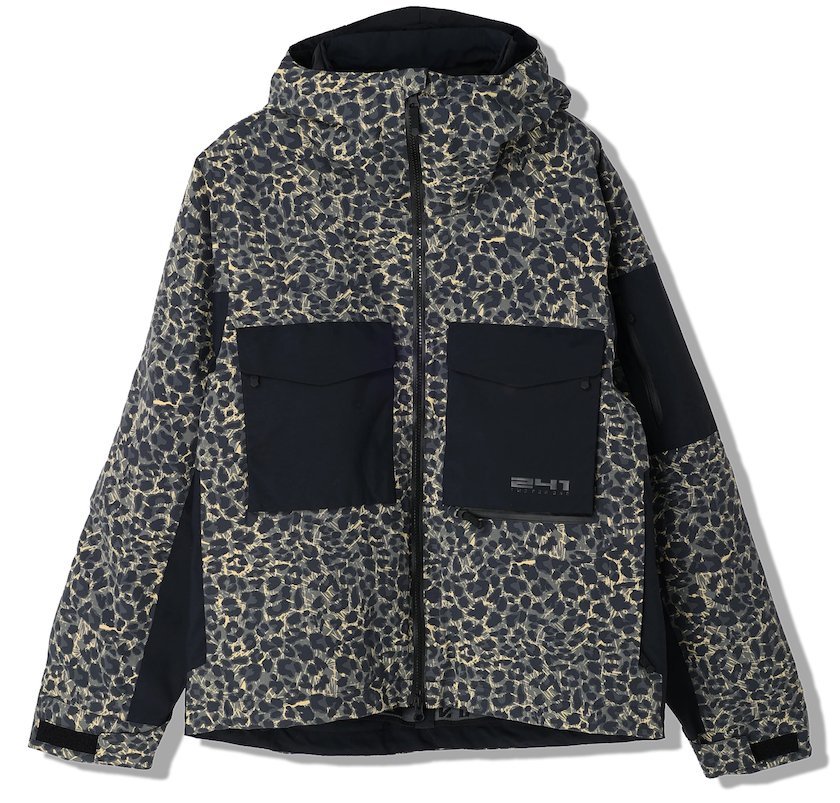 迫力あるレオパード柄ジャケットに数々の機能美を搭載。デンハム × 241