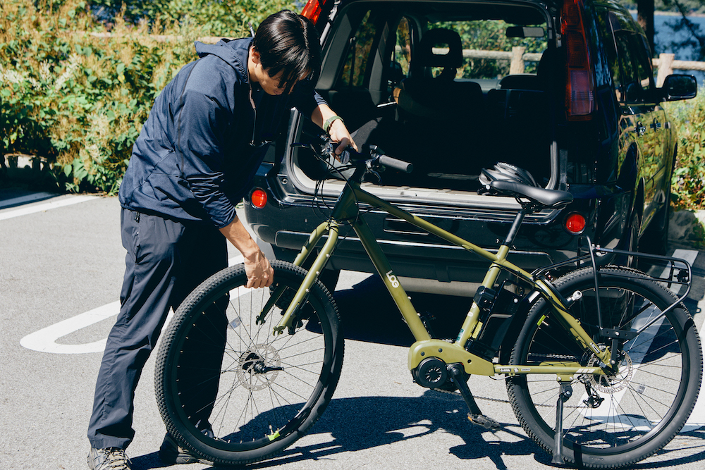 驚きの高コスパ！ MTBスタイルの電動アシスト自転車「LOG