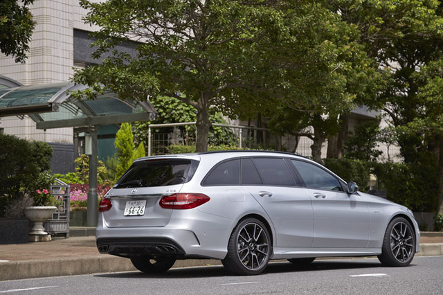 メルセデスAMG C43 4MATICステーションワゴン（4WD/9AT）【試乗記