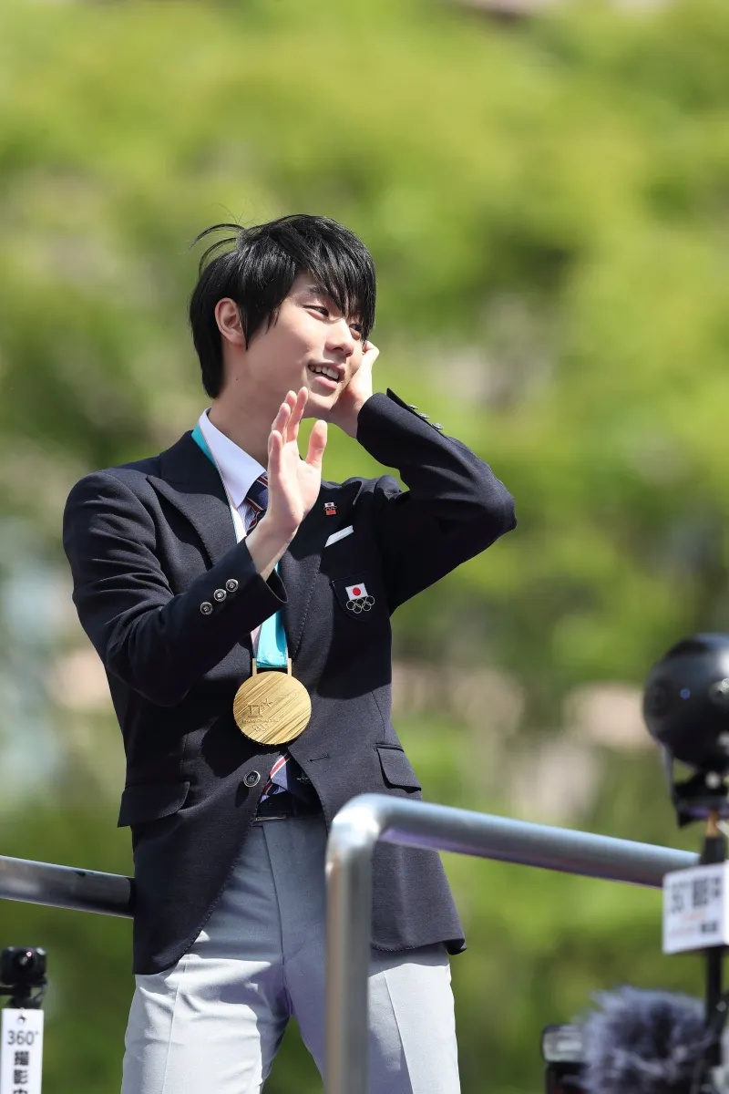 羽生結弦選手のオリンピック連覇、凱旋パレードに徹底密着 ｜E START