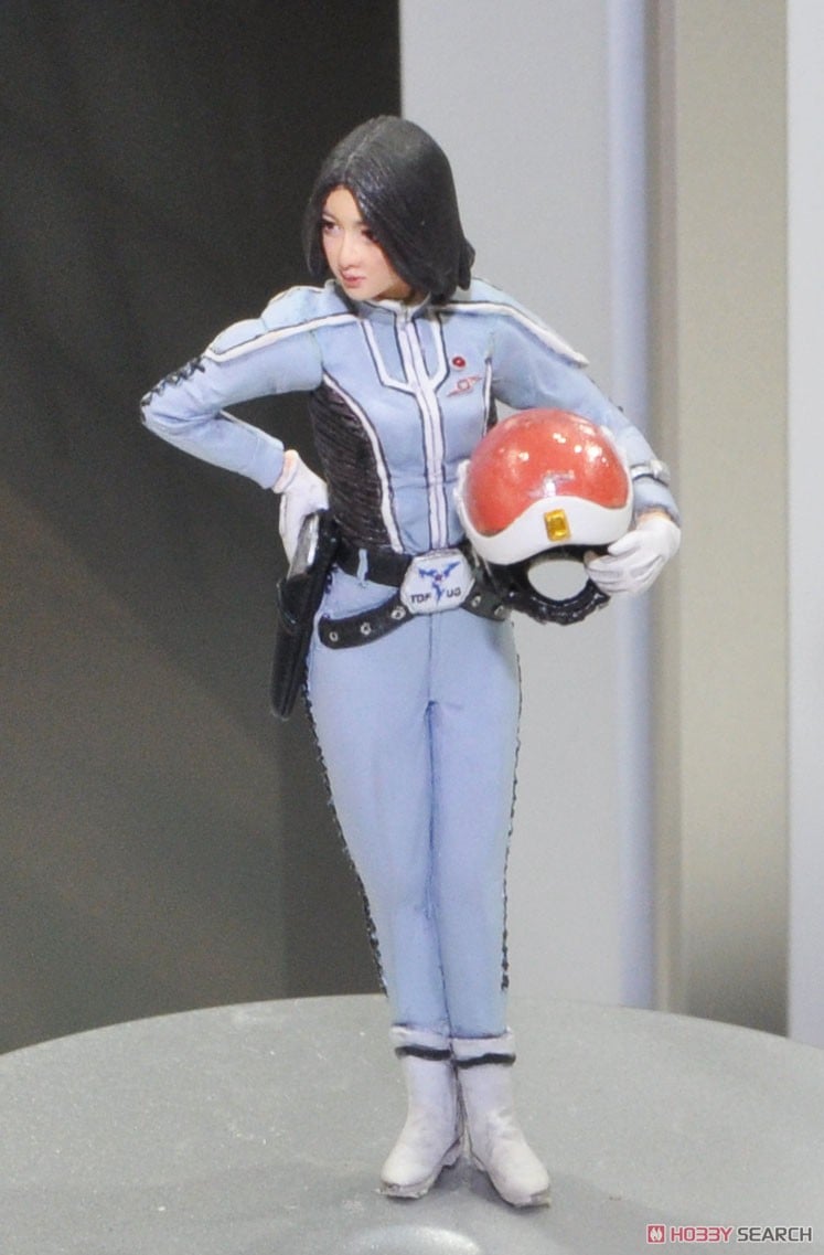 ウルトラホーク 1号 w/アンヌ隊員 フィギュア (プラモデル) - ホビー