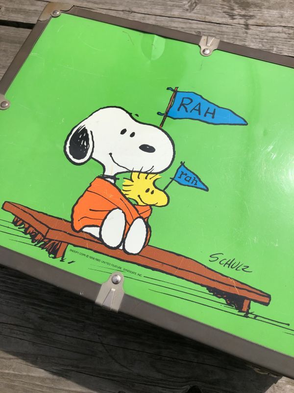 60s Vintage Snoopy Peanuts Gang Metal Trunk Suitcase (M635