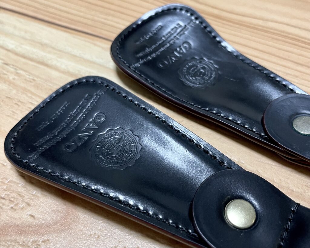 靴のために犠牲を払う靴べらよ、尊いぞ。ガンゾのシェルコードバン